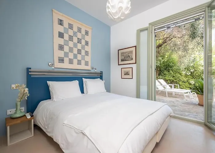 Willa Mourtia La0414 *