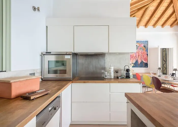 Willa Mourtia La0414 *