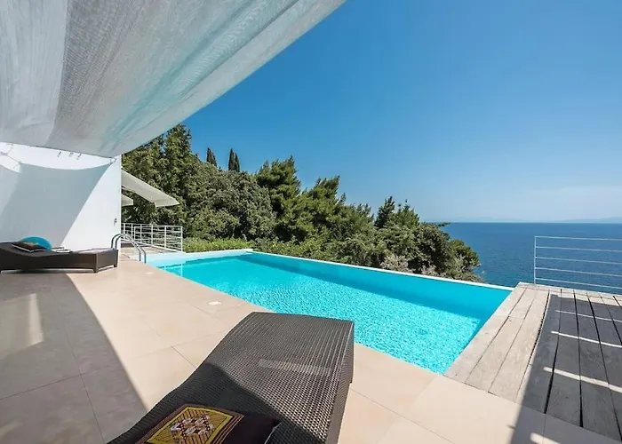 Mourtia La0414 Willa Atheato