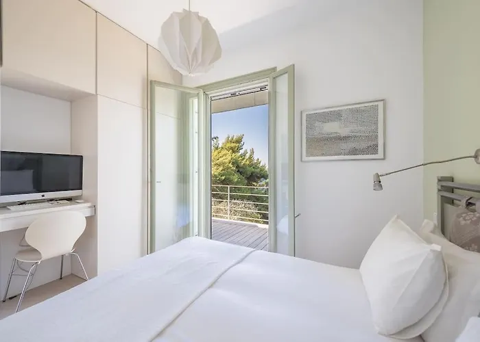 Willa Mourtia La0414 *