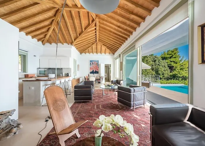 Willa Mourtia La0414 Atheato